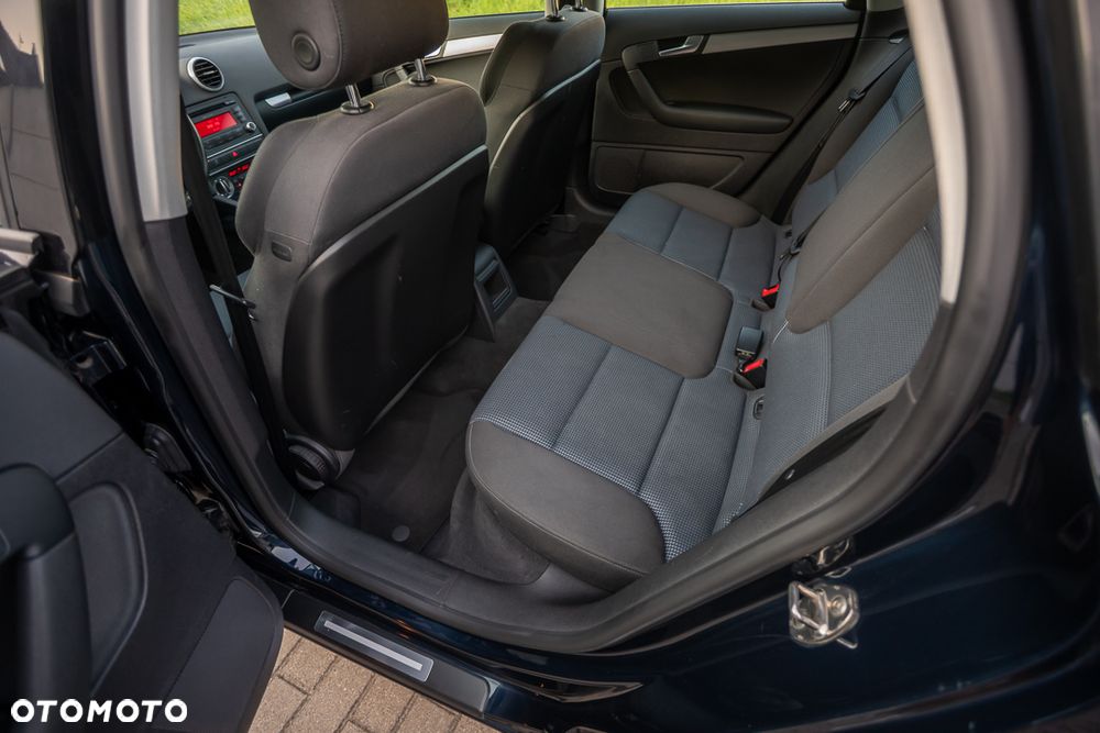 Audi A3 Sportback 2.0 TDI DPF Ambition - 19