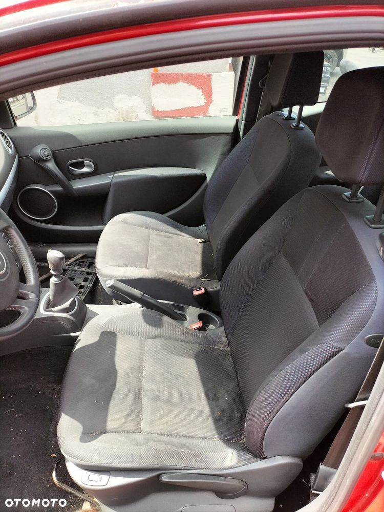 FOTELE PRZÓD KANAPA TYŁ RENAULT CLIO III 1.5 DCI 05-09r PRZED LIFT KOD LAK. OV727 - 3