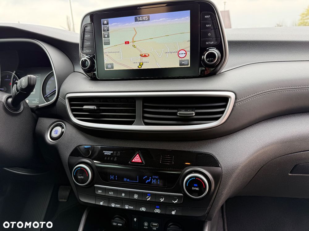 Hyundai Tucson 1.6 CRDi Comfort 2WD - 24