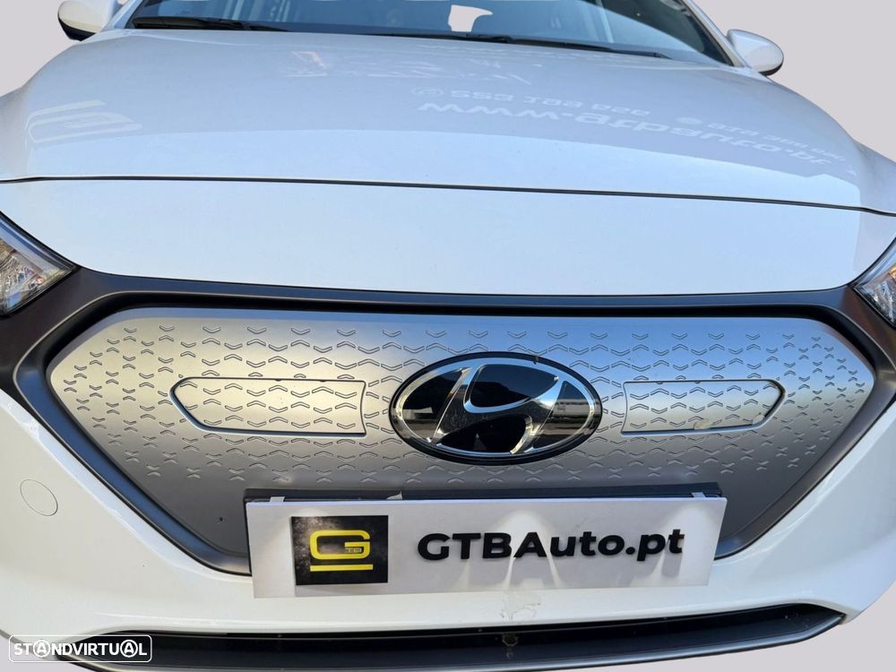 Hyundai Ioniq - 4