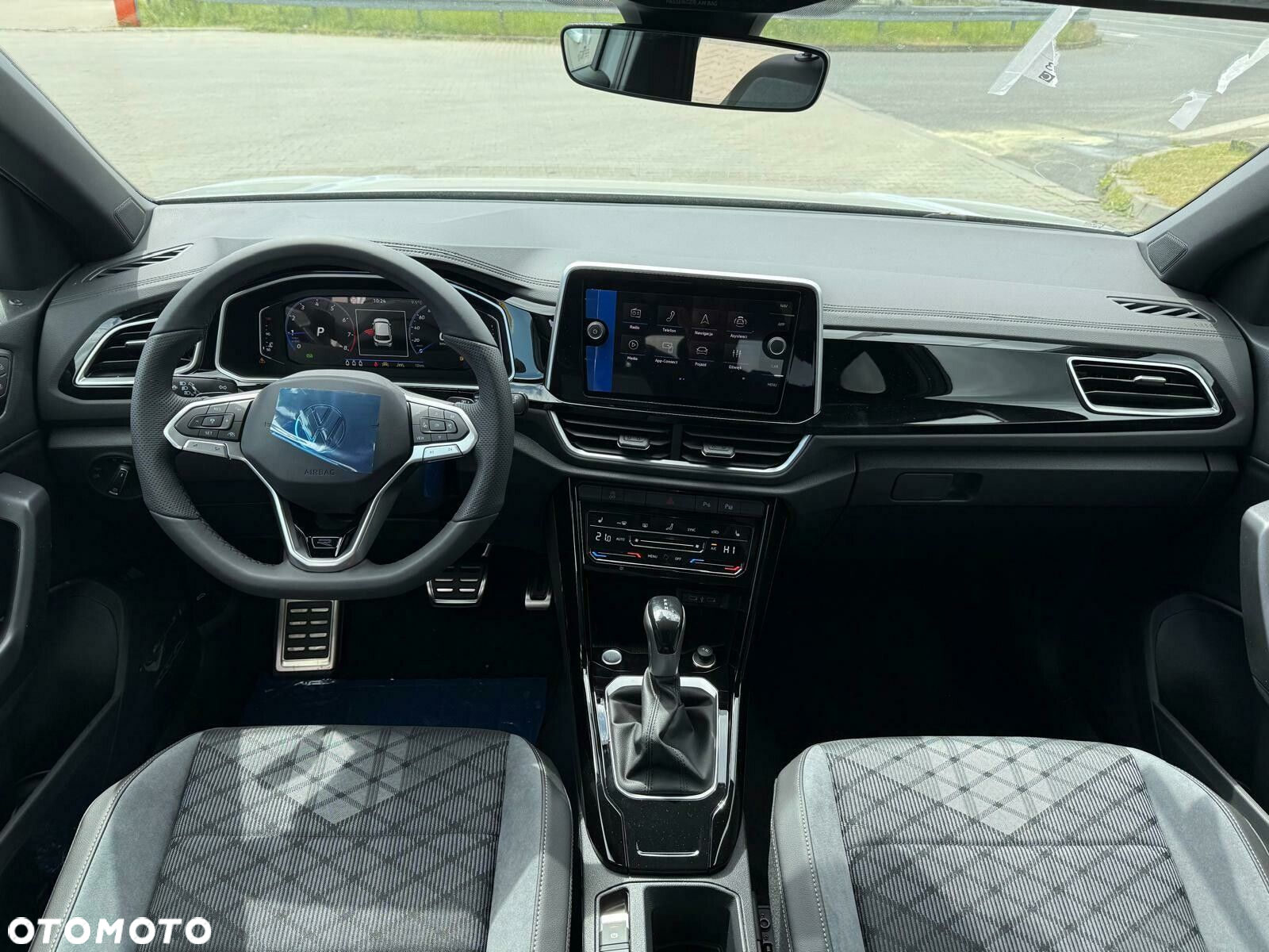Volkswagen T-Roc 1.5 TSI R-Line Plus DSG - 14