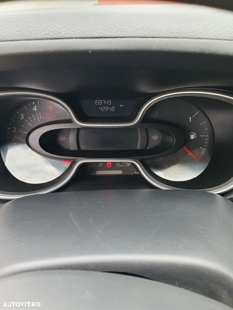 Renault Trafic - 10