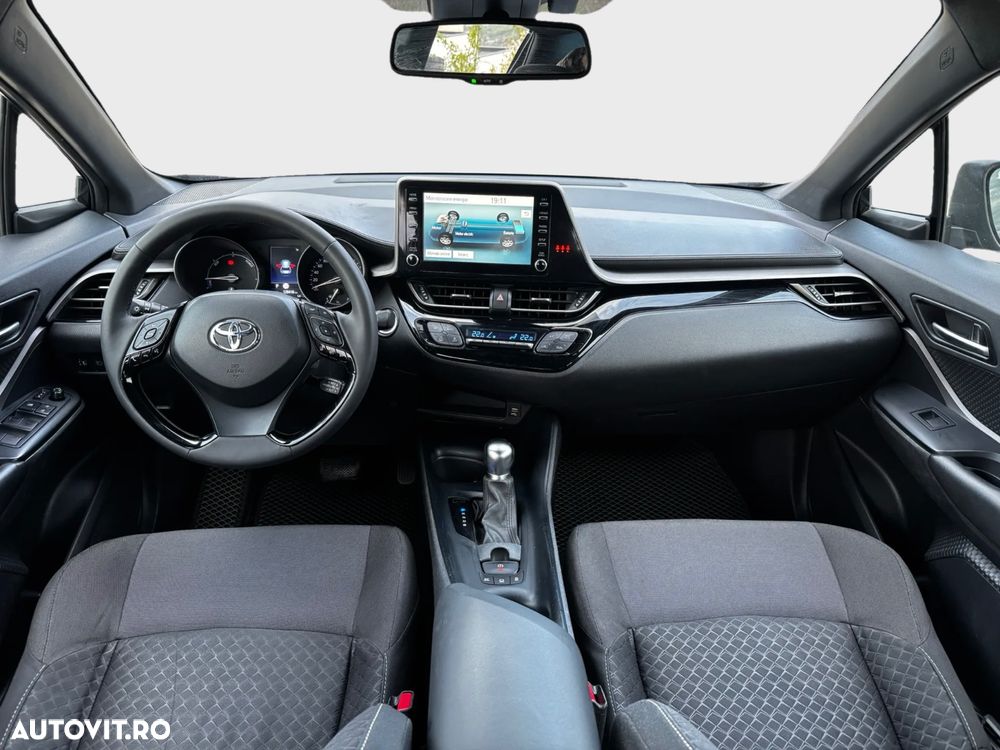Toyota C-HR 1.8 HSD 4x2 CVT C-lassy LED - 3