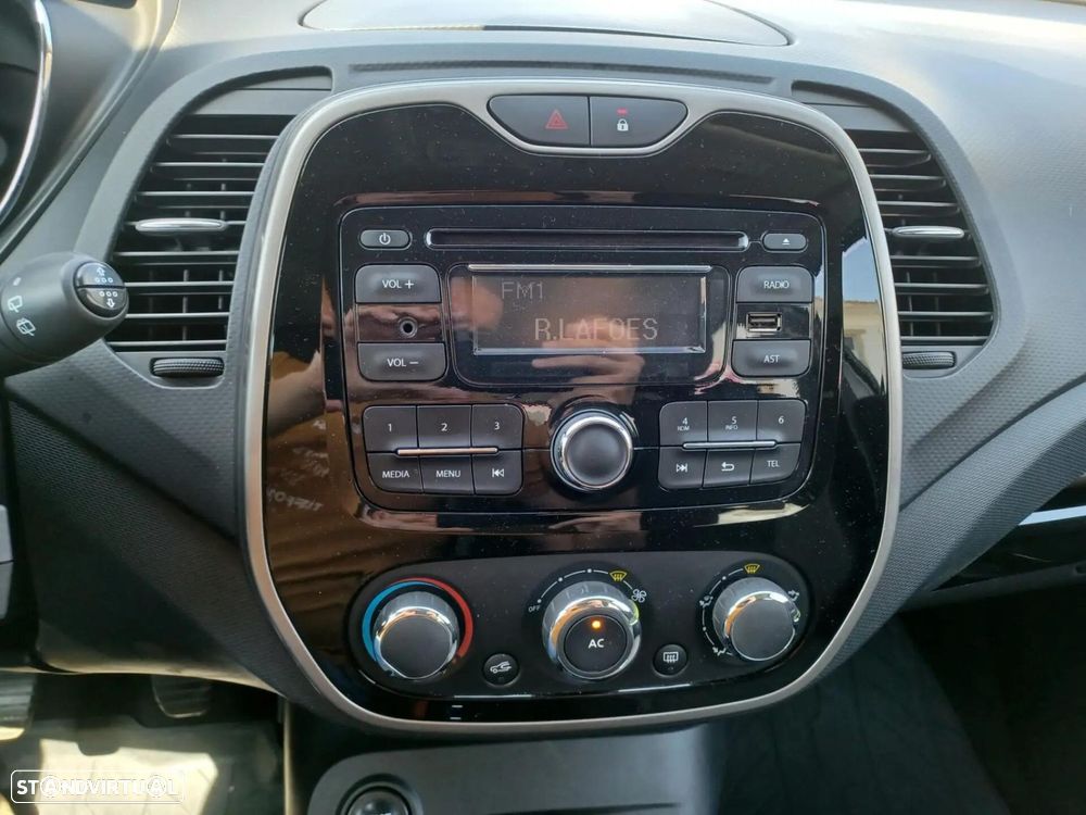 Renault Captur 0.9 TCE - 12