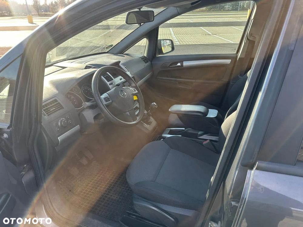 Opel Zafira 1.6 Edition - 9