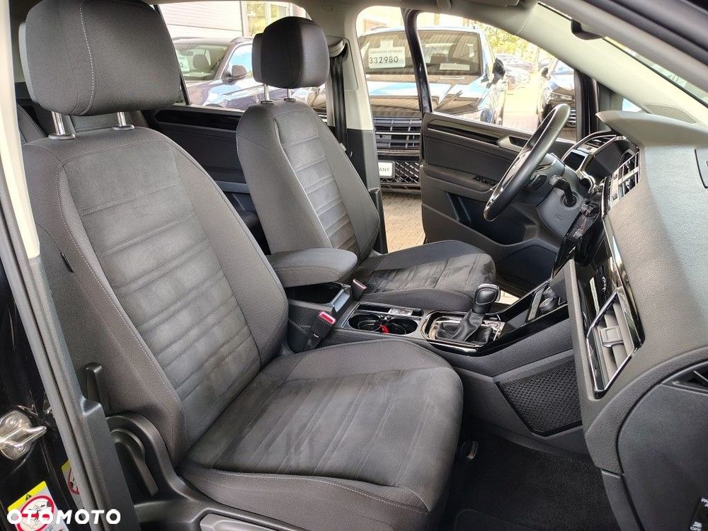 Volkswagen Touran 1.5 TSI EVO Highline DSG - 30