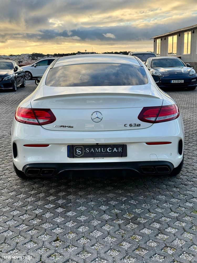 Mercedes-Benz C 63 AMG S - 27