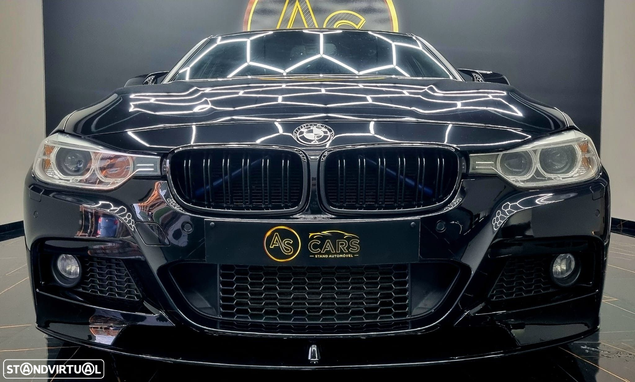 BMW 320 - 4