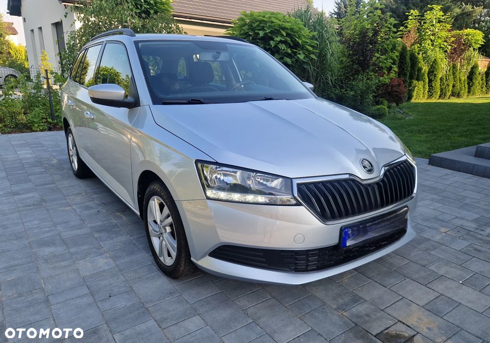 Skoda Fabia 1.0 TSI Ambition - 1