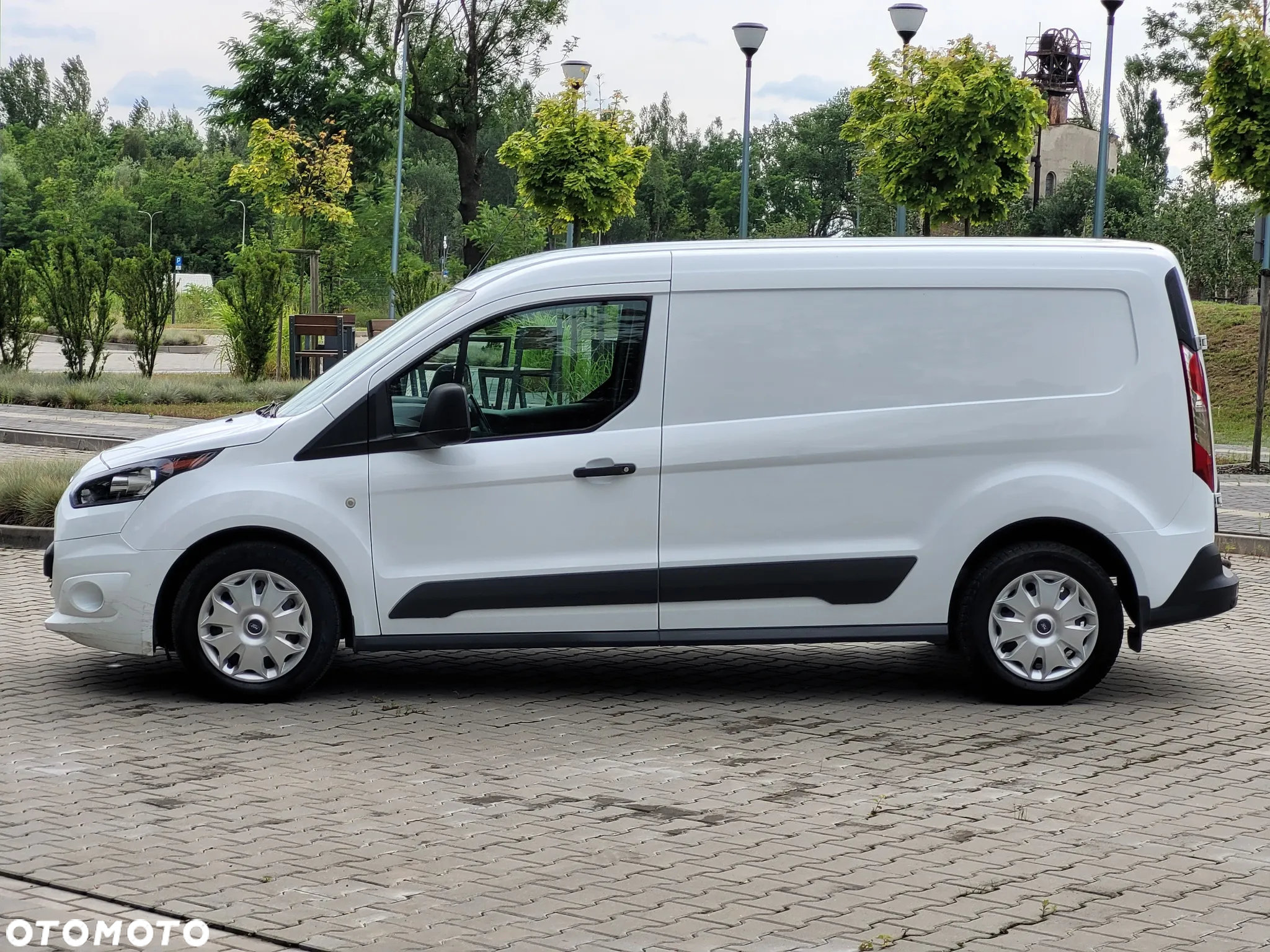 Ford Transit Connect - 4