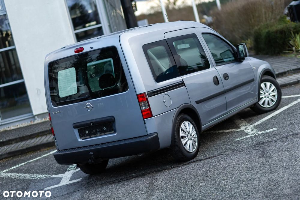 Opel Combo - 18