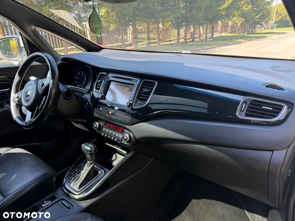 Kia Carens 1.7 CRDi 141 ISG Spirit - 35