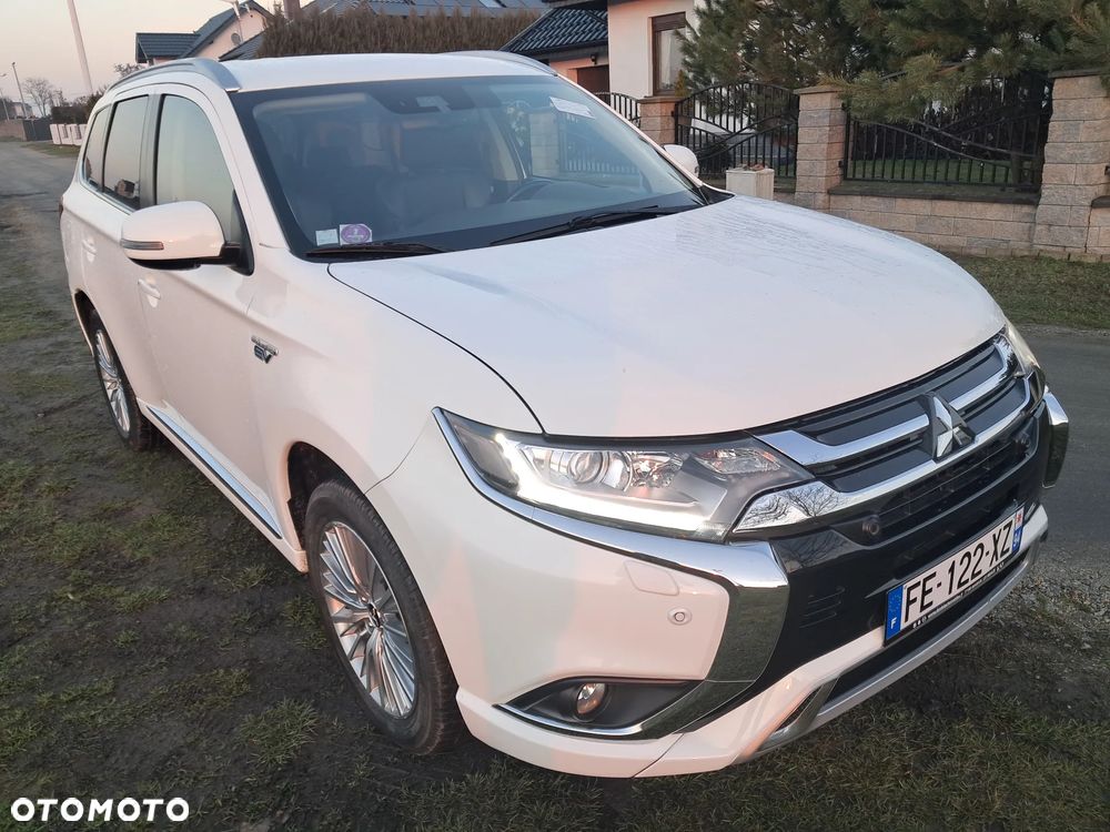 Mitsubishi Outlander 2.4 4WD Spirit - 1