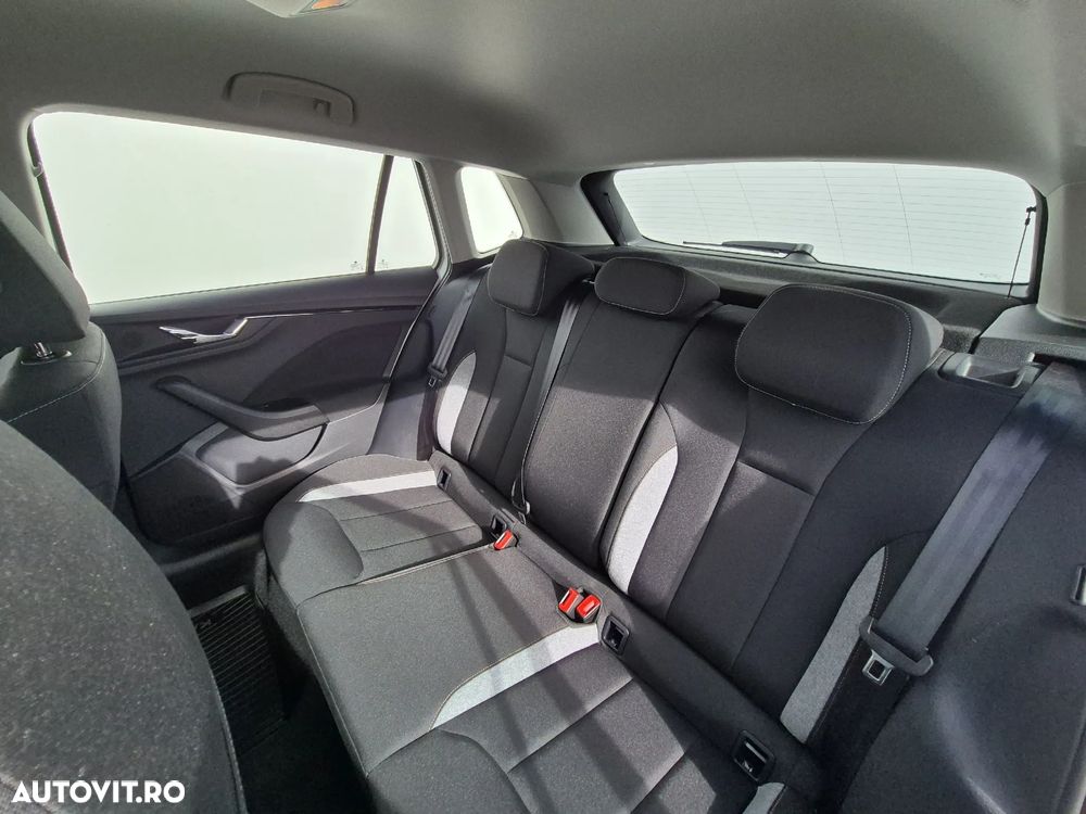 Skoda Kamiq 1.0 TSI DSG Selection - 11