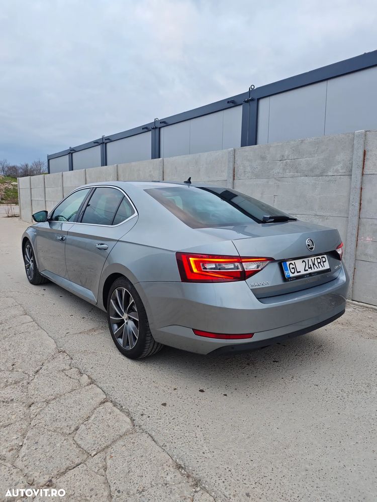 Skoda Superb 2.0 TDI DSG L&K - 4