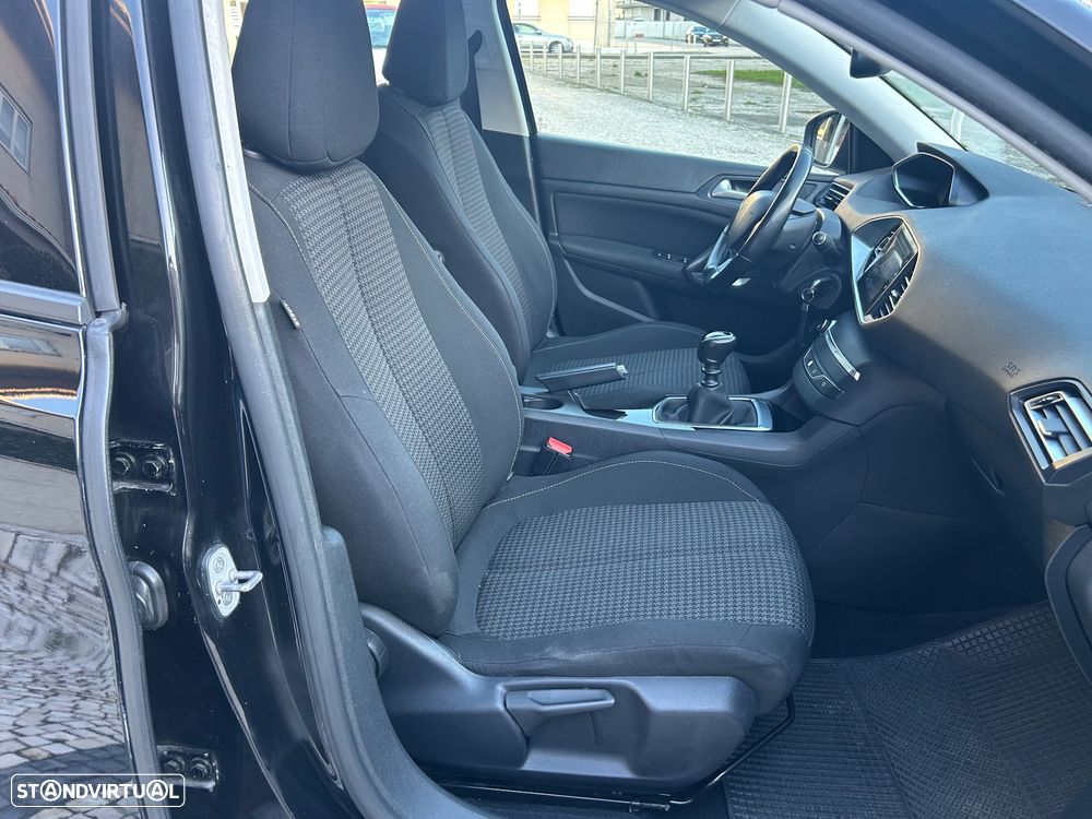 Peugeot 308 SW 1.5 BlueHDi Business Line - 12