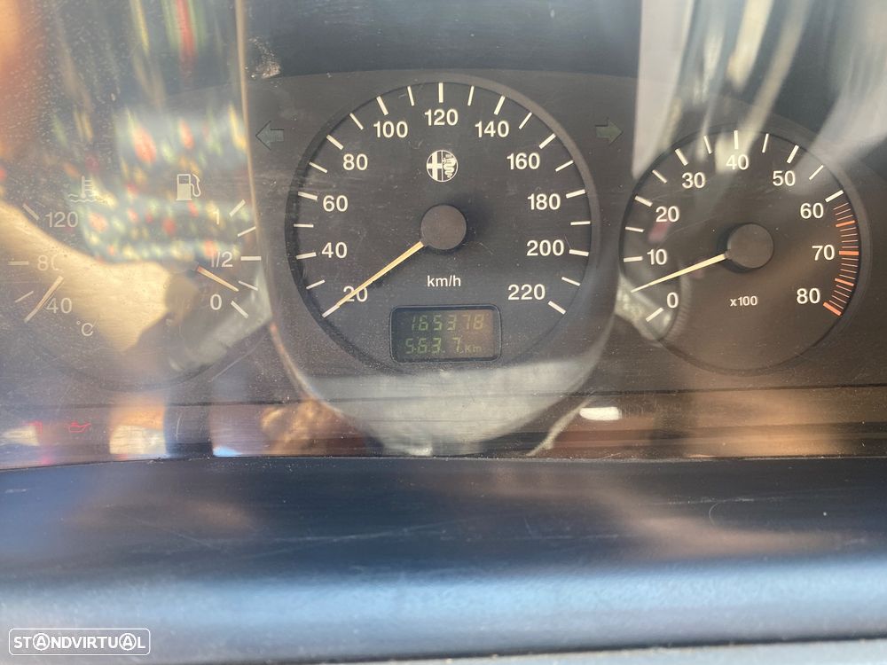 Alfa Romeo 145 1.6 - 3