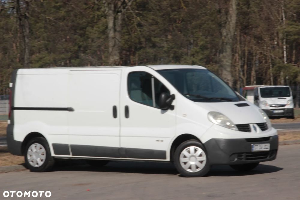 Renault Trafic LONG - 17