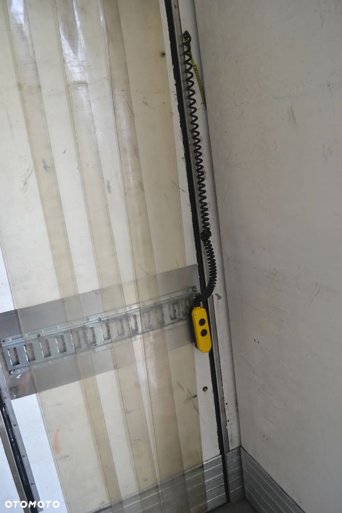 Mercedes-Benz ATEGO 1222 CHŁODNIA AGREGAT CARRIER SUPRA 950Mt WINDA BAR 1.5 t - 10