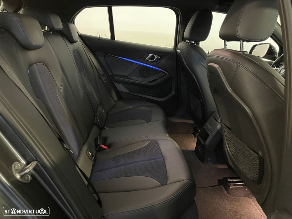BMW 116 d Pack Desportivo M - 16