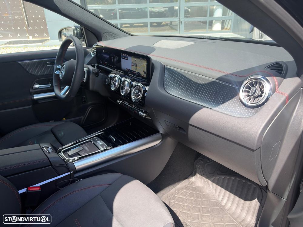 Mercedes-Benz EQA 250+ AMG Line - 9