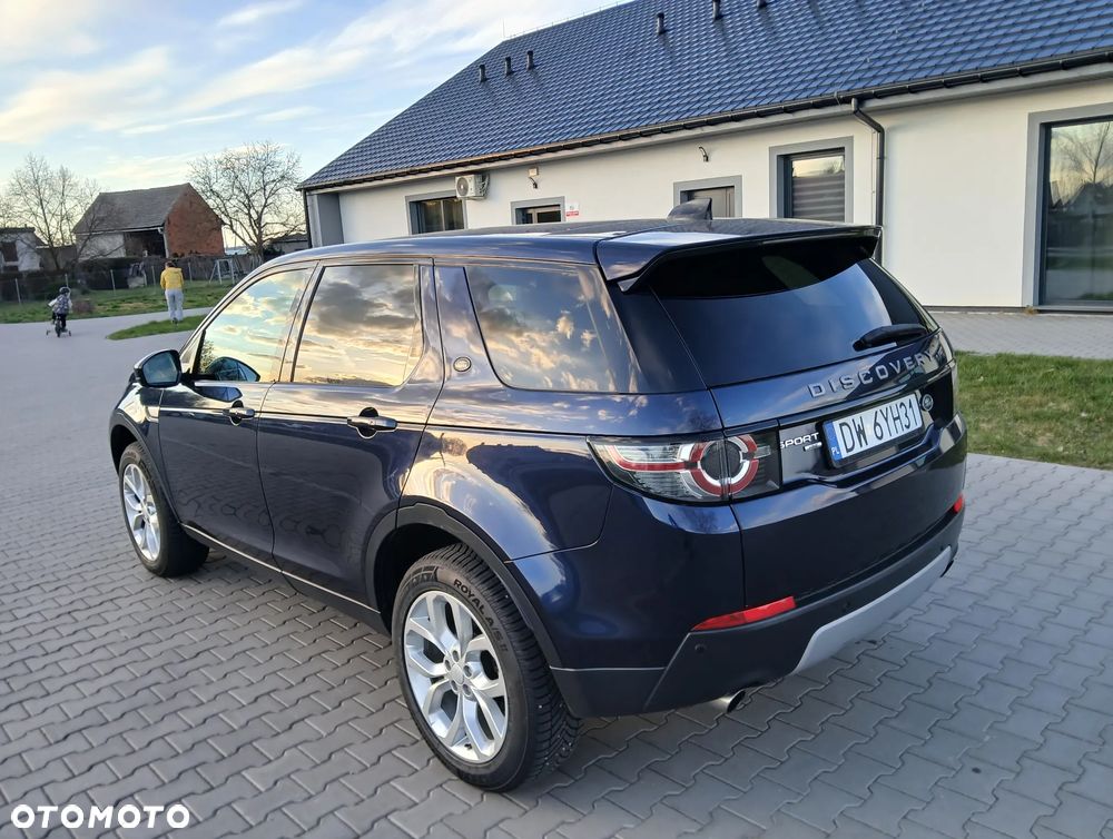 Land Rover Discovery Sport 2.0 TD4 HSE Luxury - 4