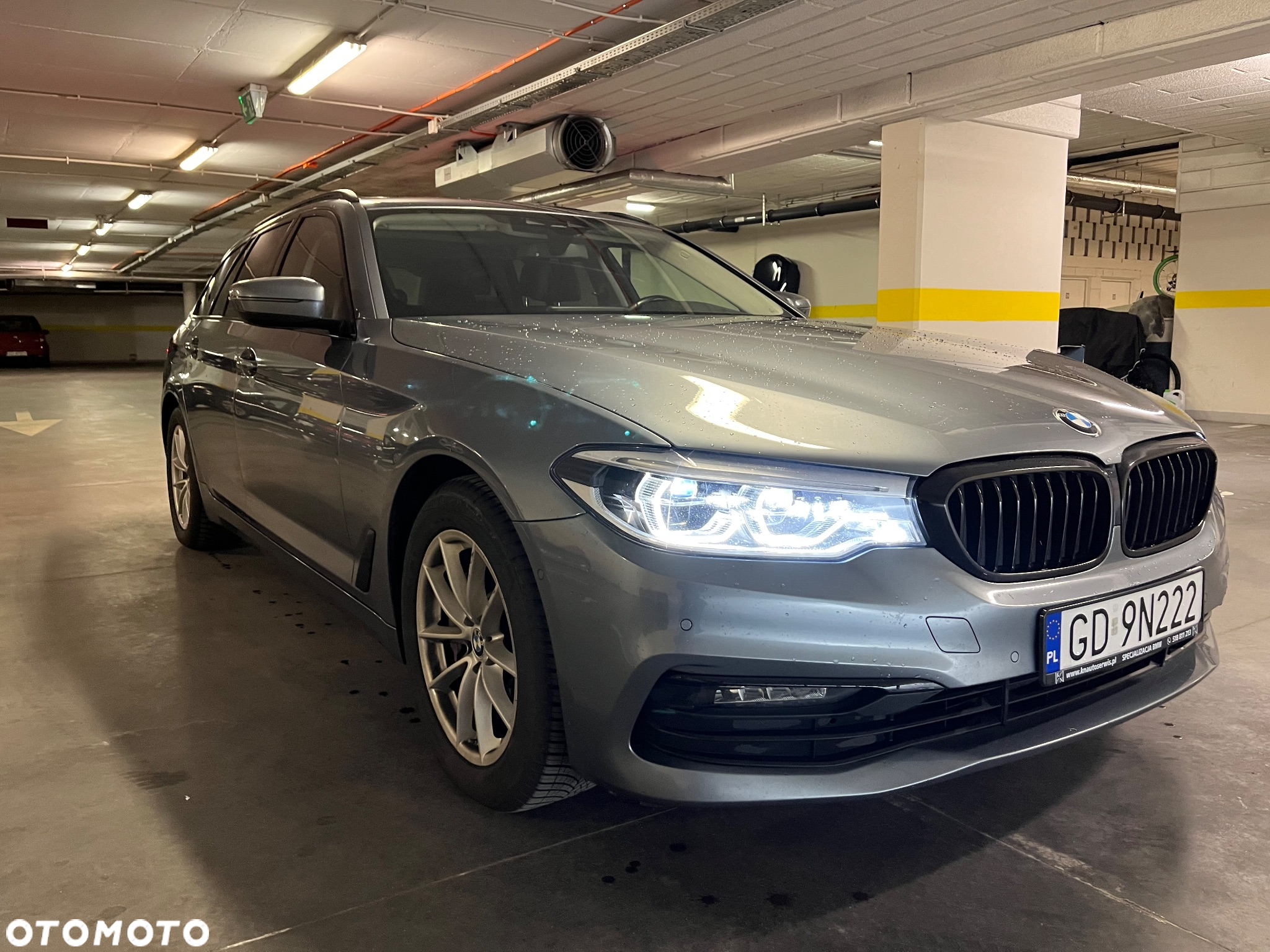 BMW Seria 5 525d Luxury Line - 2