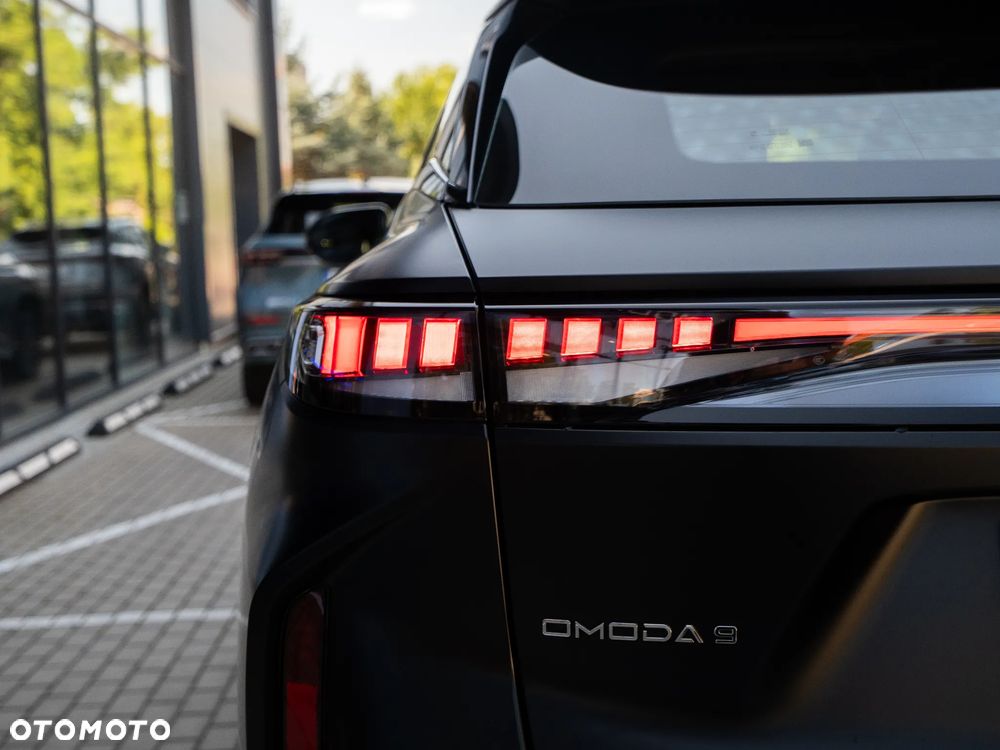 Omoda 9 1.5 Super Hybrid Exclusive AWD - 10