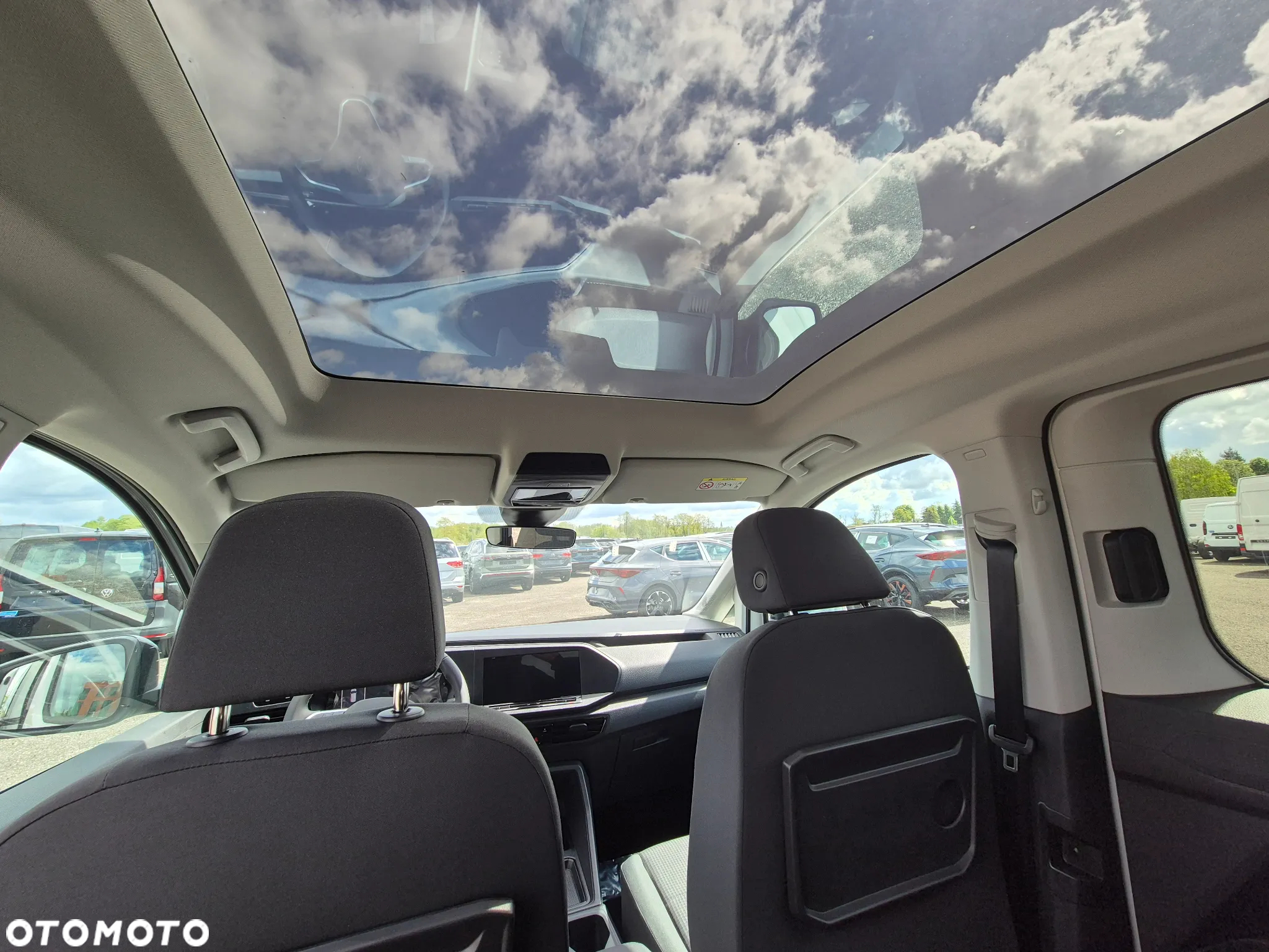 Volkswagen Caddy Maxi 2.0 TDI DSG - 13
