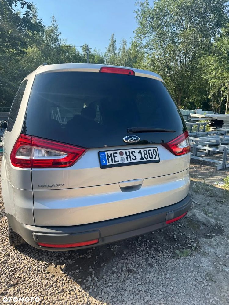 Ford Galaxy - 3