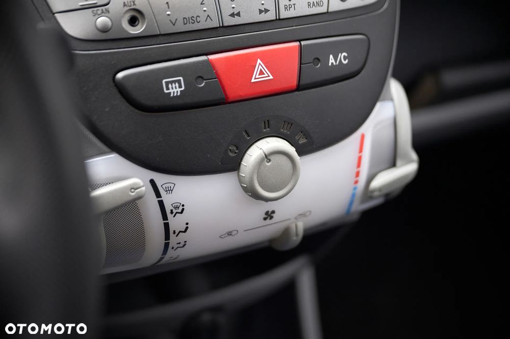 Toyota Aygo City - 37