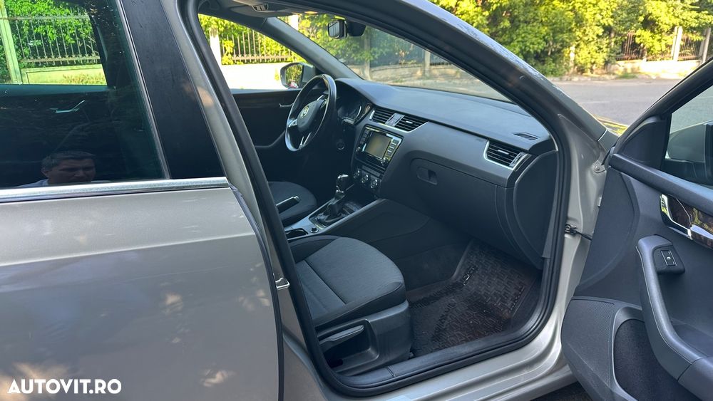 Skoda Octavia 2.0 TDI Ambition - 11