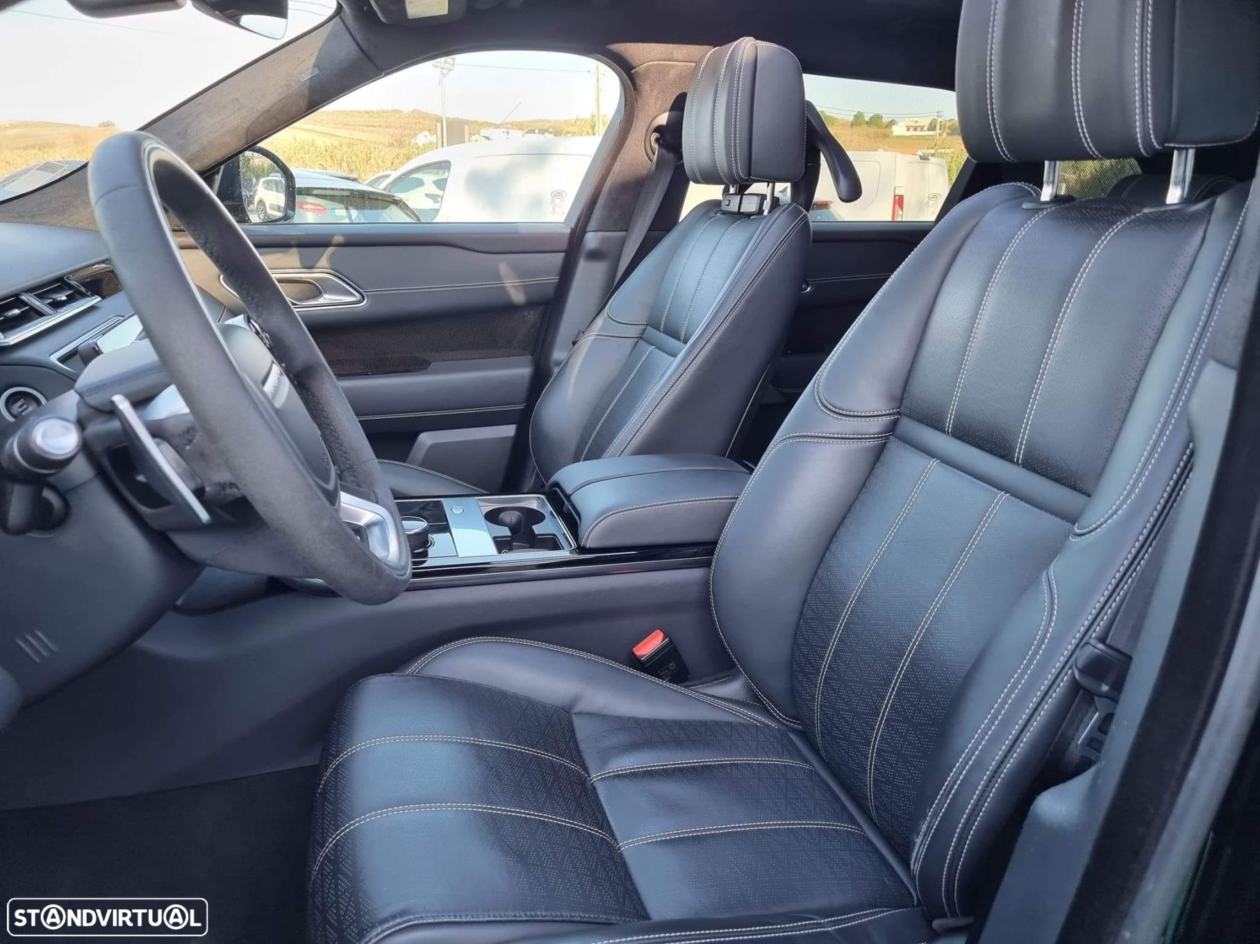 Land Rover Range Rover Velar 2.0 D R-Dynamic HSE - 17