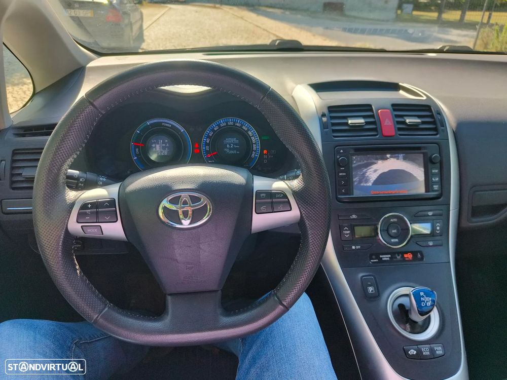 Toyota Auris 1.8 HSD - 2