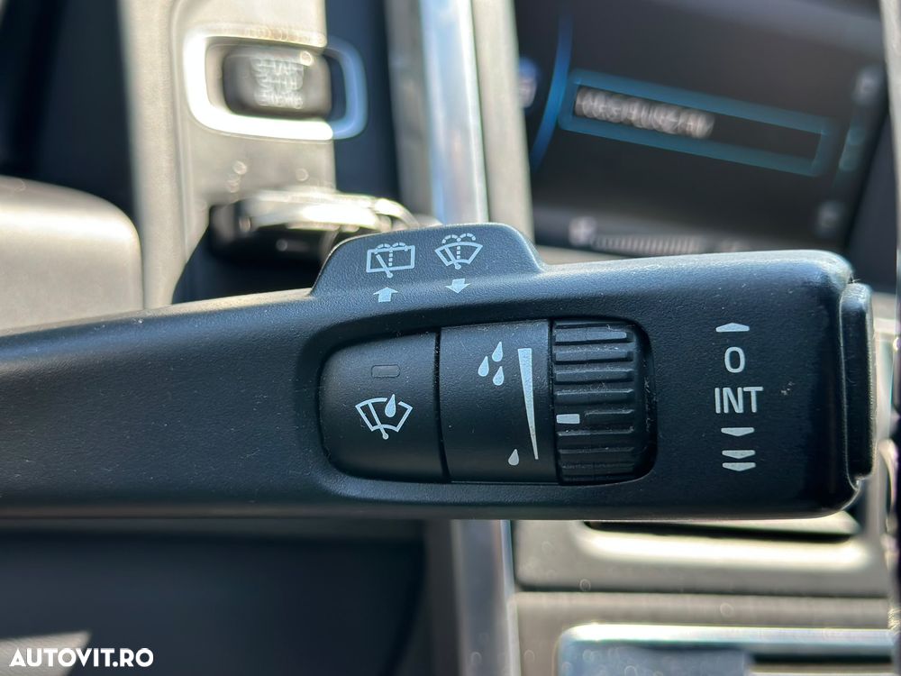 Volvo XC 60 D3 Start-Stop Momentum - 12