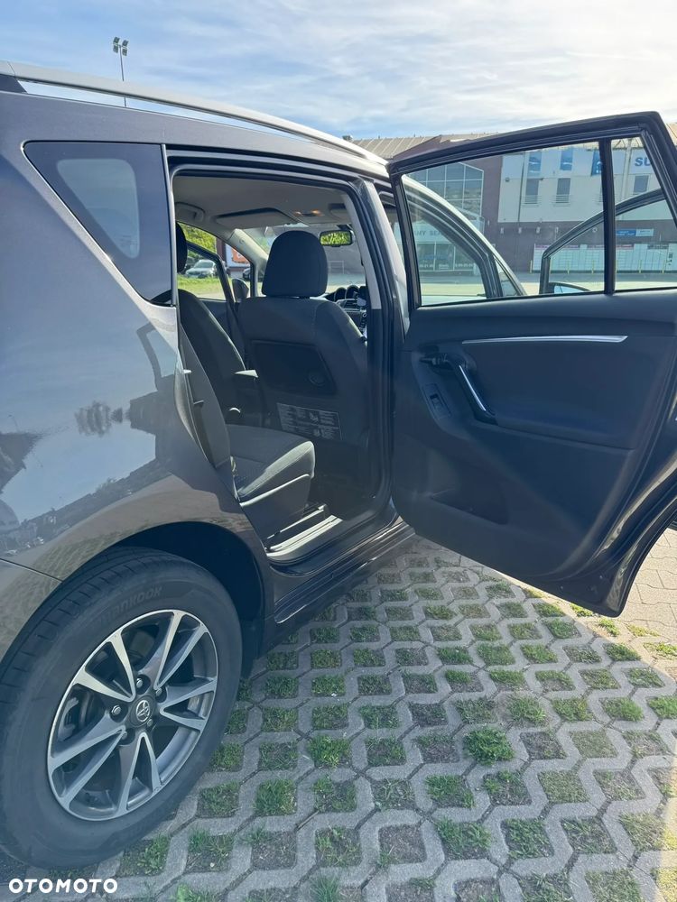 Toyota Verso 2.0 D-4D Premium 7os - 18