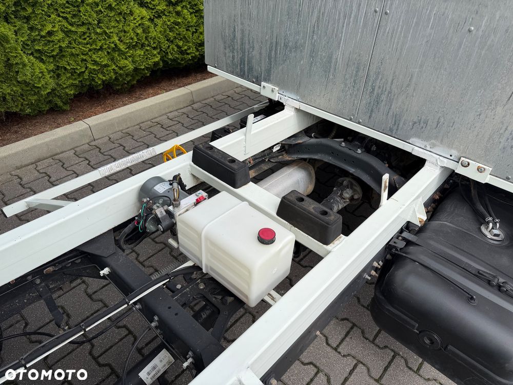Nissan Cabstar - 21