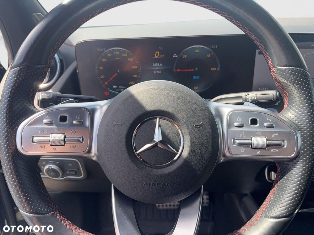 Mercedes-Benz EQA 250 66.5kWh AMG Line - 12