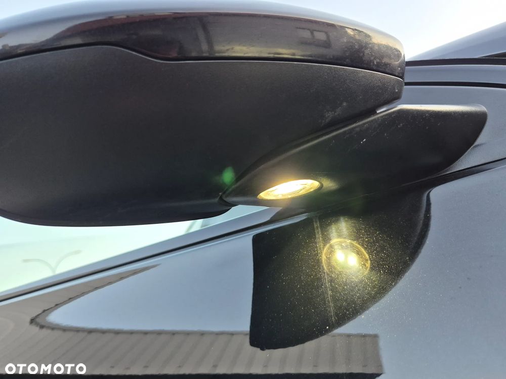 Opel Insignia - 8