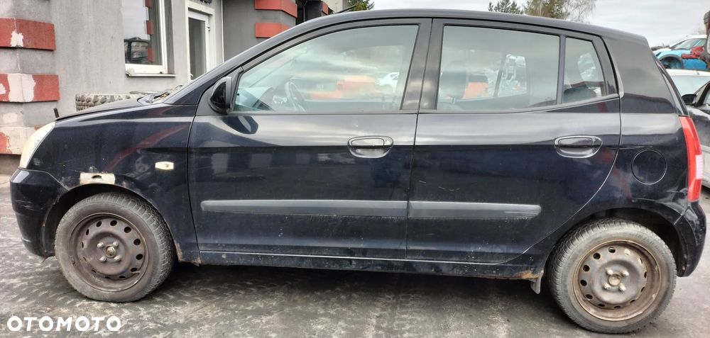 KIA PICANTO I (SA) 1.0 61KM  KOD Z1 DRZWI PRAWE PRZÓD ZDERZAK PRZÓD TYŁ KLAPA DRZWI TYŁ LEWY PRAWY BELKA BŁOTNIK SZYBA LUSTERKO LAMPA SILNIK SKRZYNIA CAŁY NA CZĘŚCI - 6