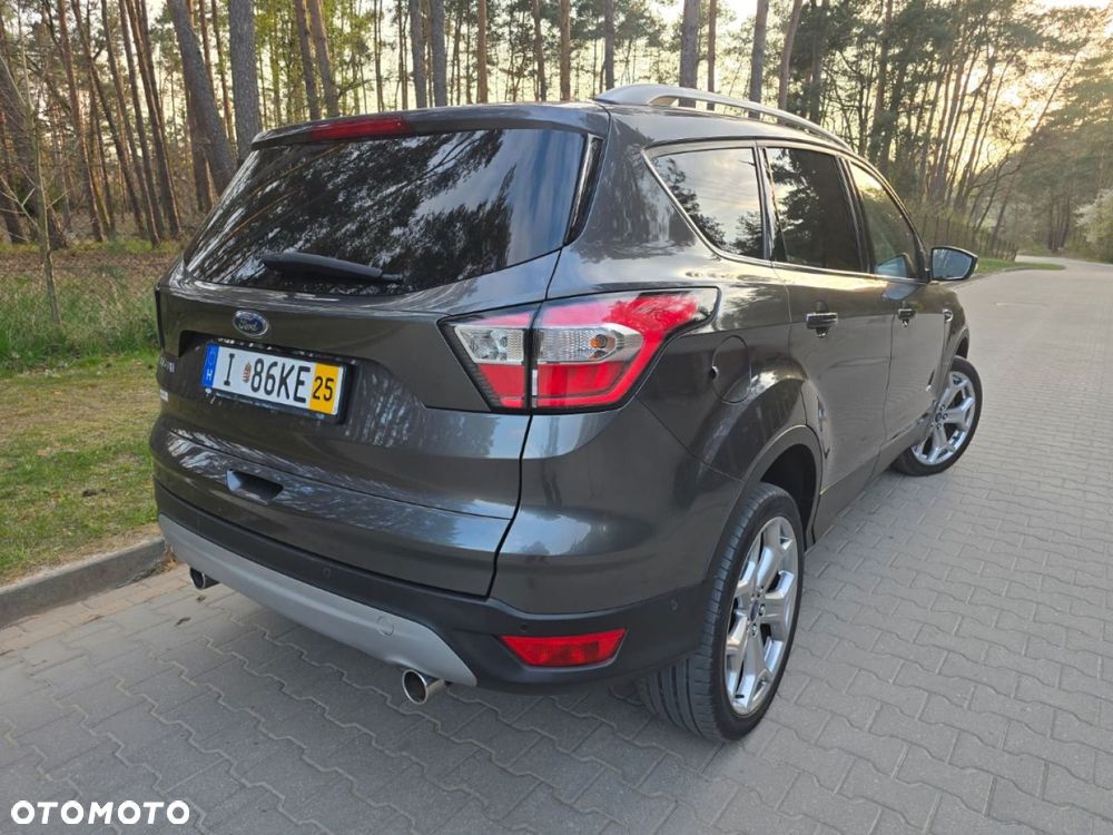 Ford Kuga - 4