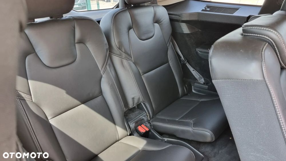 Volvo XC 90 D5 AWD Geartronic Inscription - 36