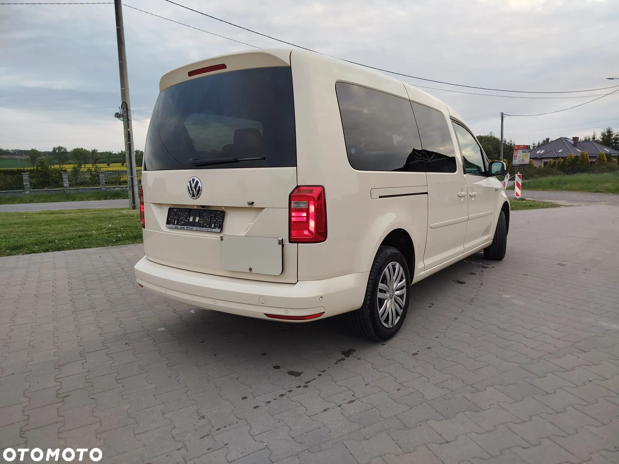 Volkswagen Caddy 2.0 TDI (7-Si.) Maxi Trendline - 8