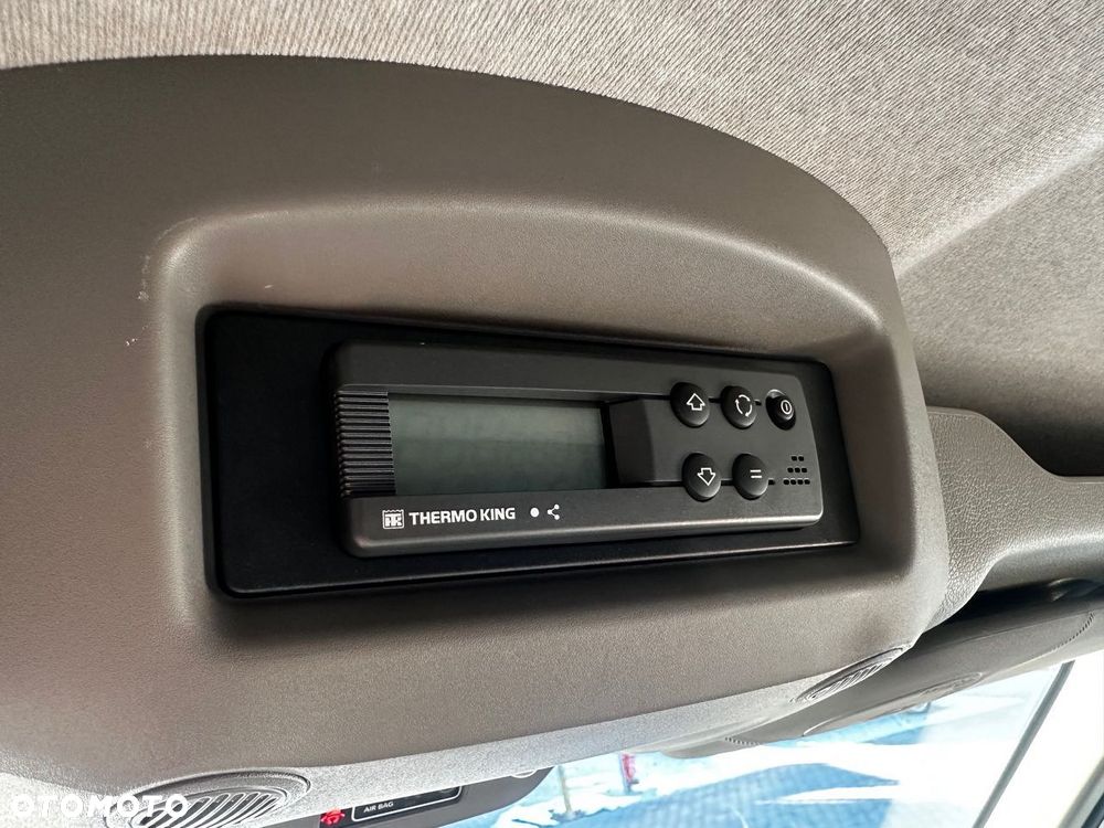 Renault MASTER FURGON CHŁODNIA  -10*C TEMPOMAT NAWIGACJA LEDY KLIMATYZACJA  150KM - 36