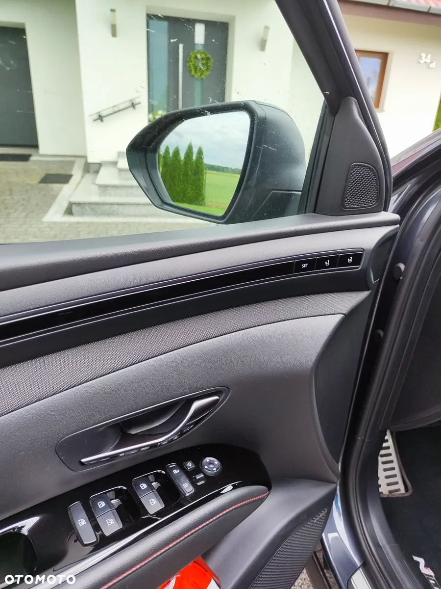 Hyundai Tucson 1.6 T-GDi HEV Platinum N Line 4WD - 14