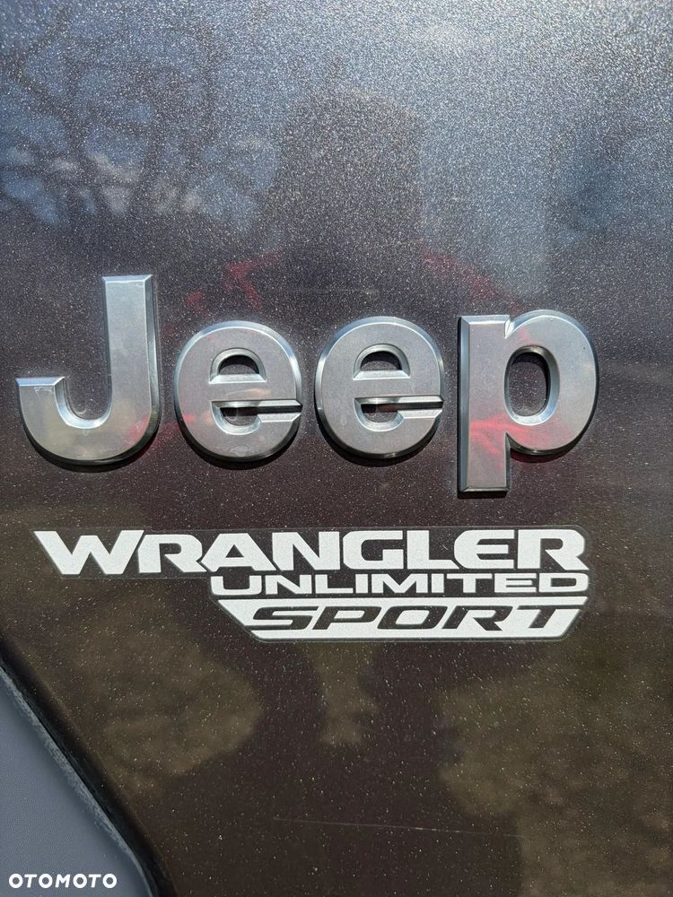 Jeep Wrangler - 20
