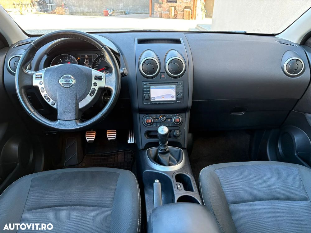 Nissan Qashqai 1.6 dCi DPF tekna - 11