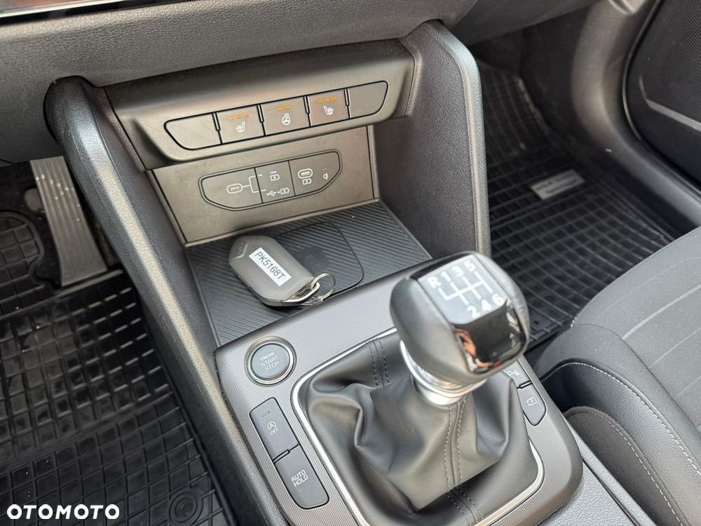 Kia Sportage 1.6 T-GDI L 2WD - 12