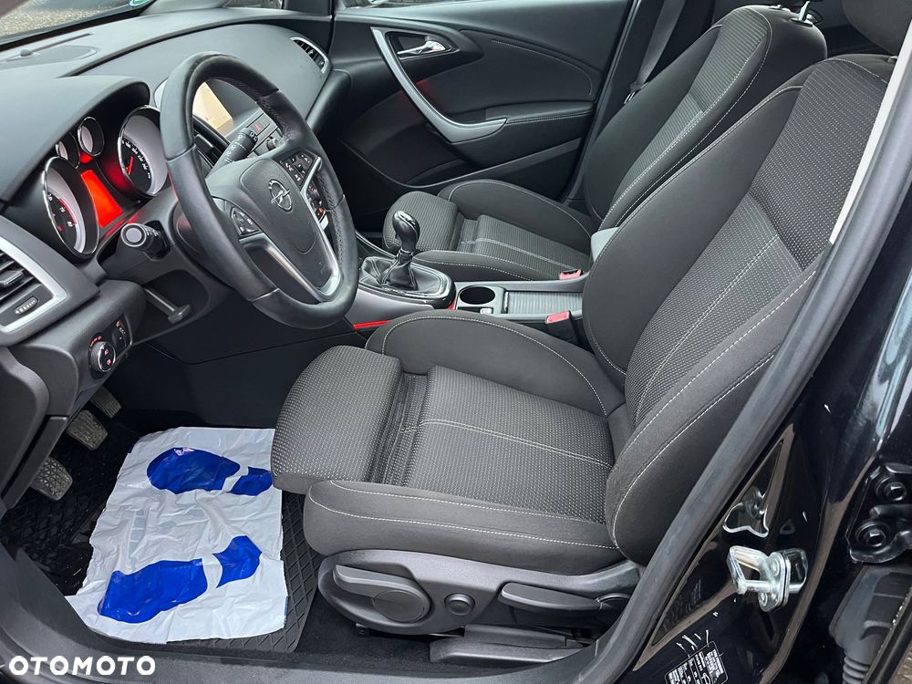 Opel Astra 1.4 Turbo Cosmo - 9