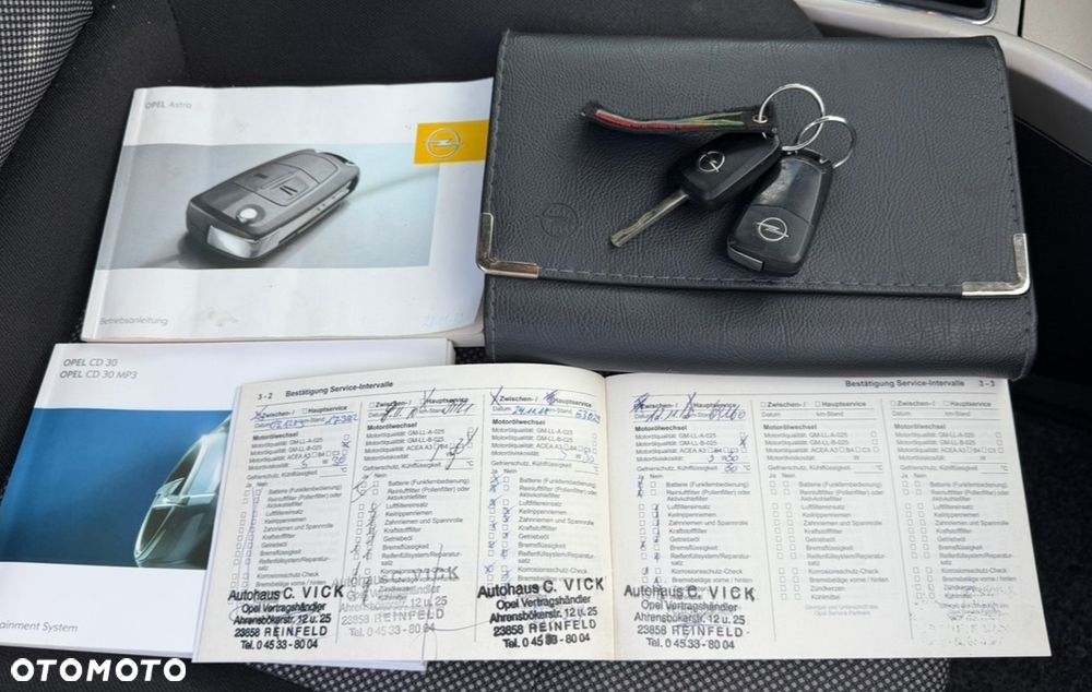 Opel Astra - 32